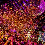 Party like celebs do - VIP Clubbing with Guide